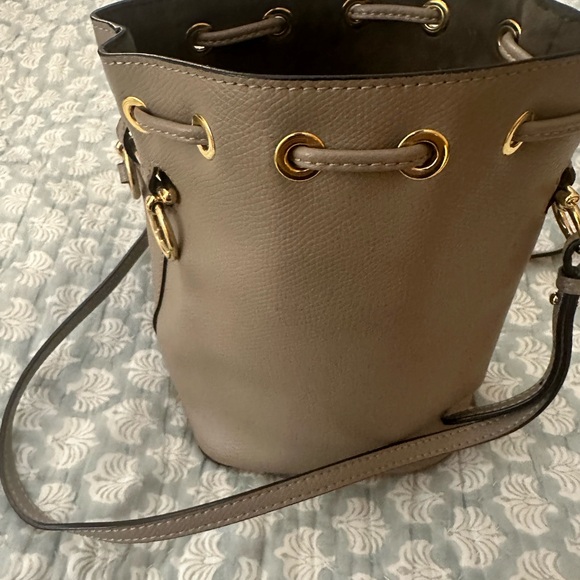 Fendi Grey Bucket Bag - Picture 3 of 3